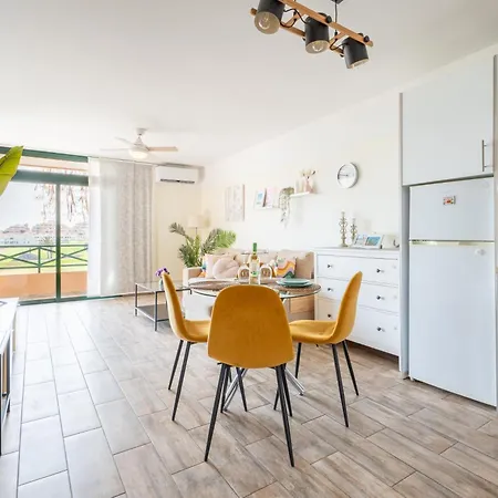 Paz Ocean View, 2 Air Conditioners, Wifi, Heated Pool Apartman San Miguel de Abona