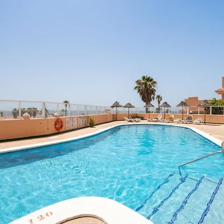 Paz Ocean View, 2 Air Conditioners, Wifi, Heated Pool, Private Parking